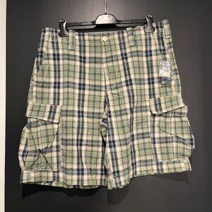 NWT Green Plaid Cargo Shorts Polo Jeans Company Size 38